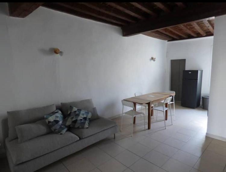 La Vue Du Palais Appartamento Avignone Esterno foto